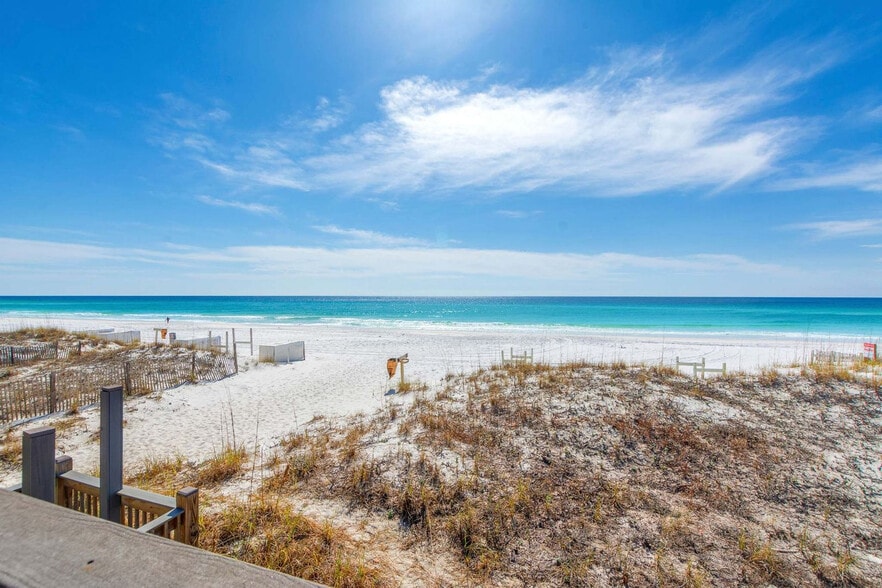 Building Photo - 28 Aquamarine Cove