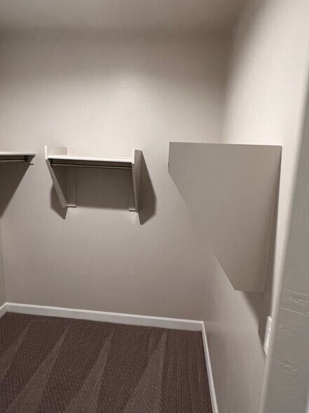 Large walkin closet - 37640 W San Sisto Ave