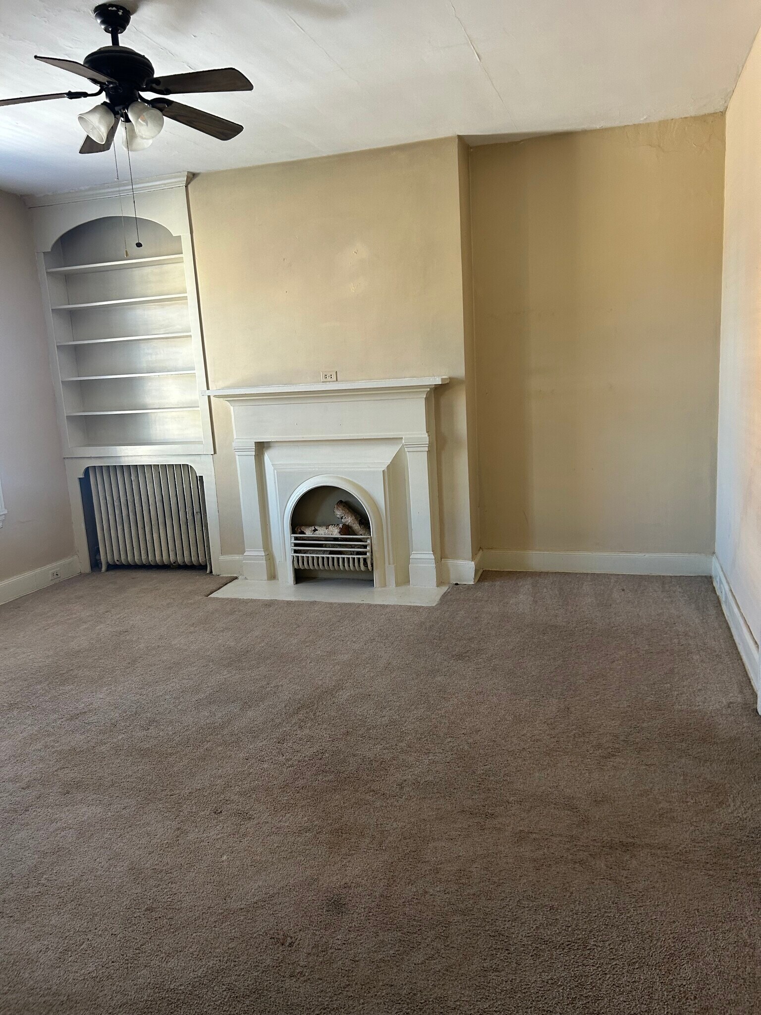 Building Photo - 33 W Fayette St