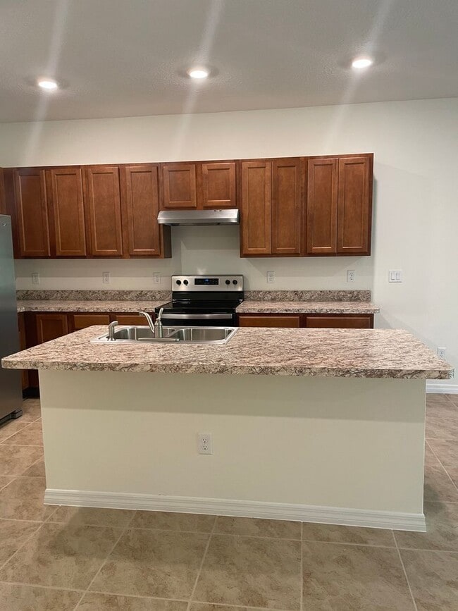 Building Photo - 1249 Yellow Finch Dr
