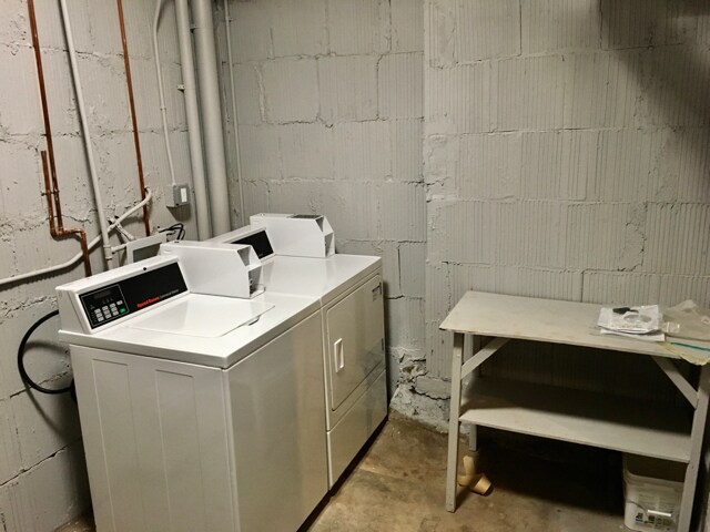 Building Photo - 5450 Fulton St