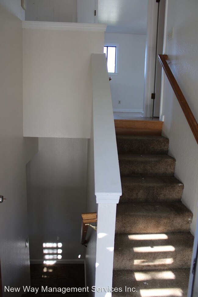 Building Photo - 3 br, 3 bath House - 1154 Belmont Ave