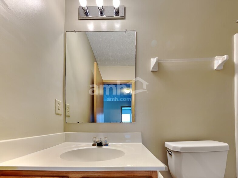 Building Photo - 7523 Canal Highlands Blvd