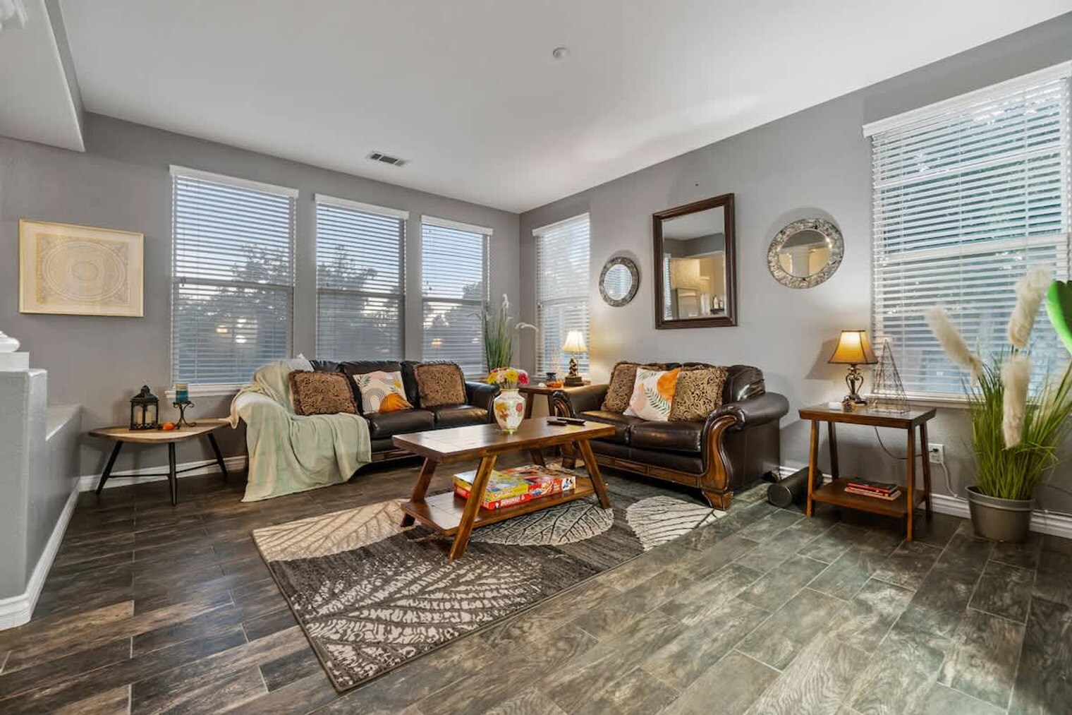 Building Photo - 1107 Shadowcrest Ln