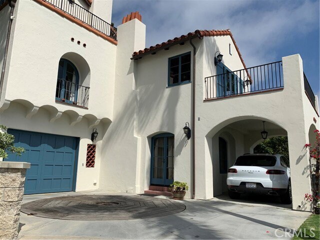 Building Photo - 370 High Dr