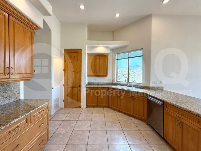 Building Photo - 15104 E Ridgeway Dr