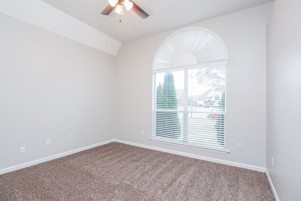 Building Photo - 6391 Braybourne Main