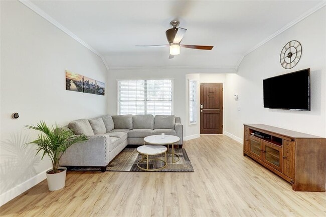 Building Photo - 4802 Walden Cir