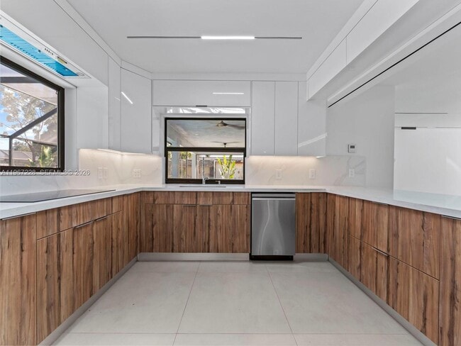 Building Photo - 2537 NW 116th Terrace