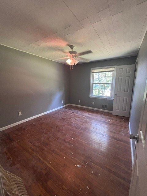 Building Photo - 814 Flicker Rd