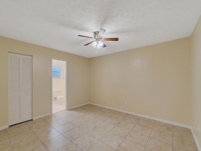 Building Photo - 1166 SE Preston Ln