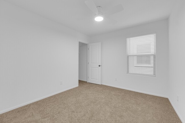 Building Photo - 6020 Swift Lariat St