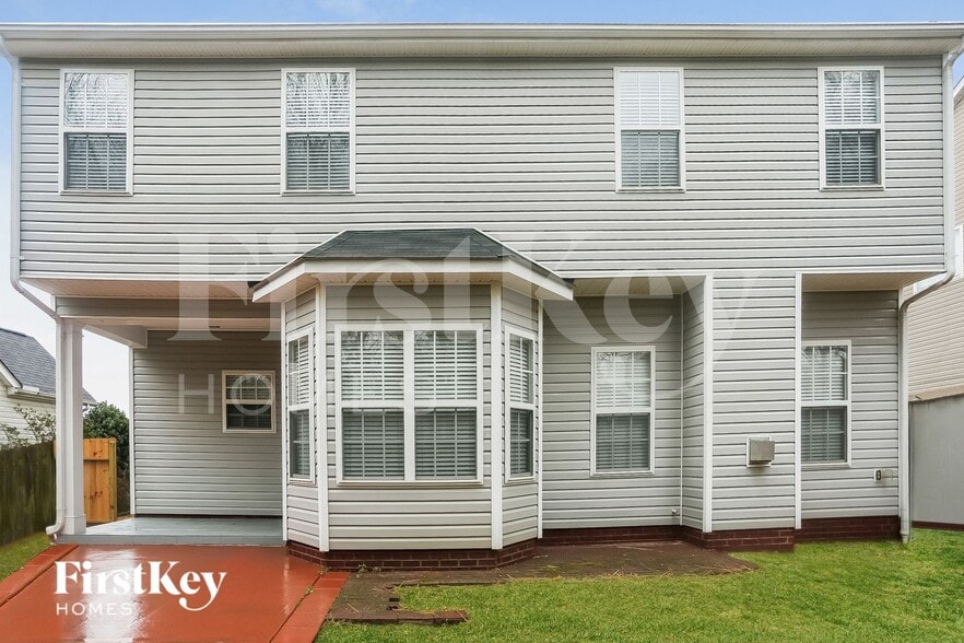 Building Photo - 2853 Island Point Dr NW