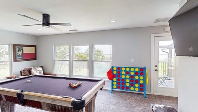 Building Photo - 430 Peninsula Dr