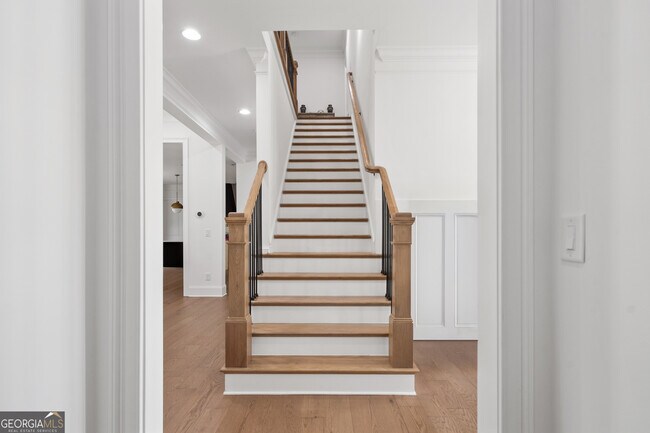 Building Photo - 2045 Kent Ct