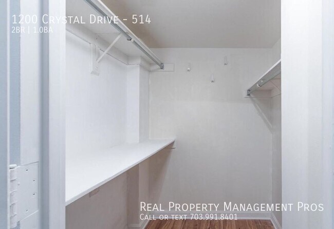 Building Photo - 1200 Crystal Dr