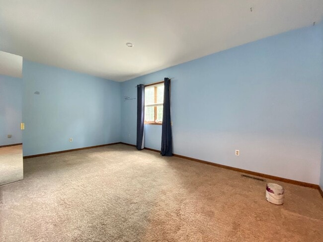Building Photo - 2 Bedroom Condo In Schererville