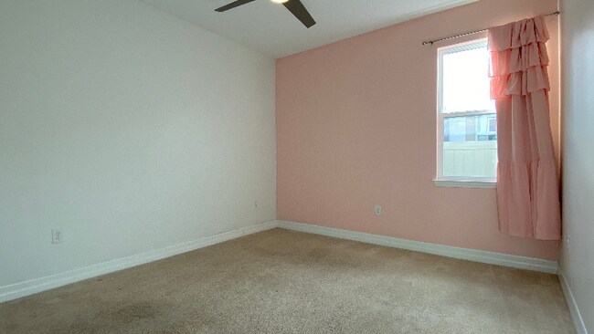 Building Photo - 2066 Cresswell St