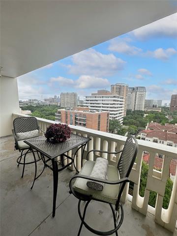Building Photo - 3701 Turtle Creek Blvd