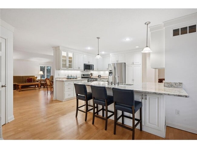 Building Photo - 145 Holly Ln N