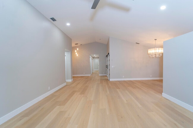 Building Photo - 6185 NW 77th Pl