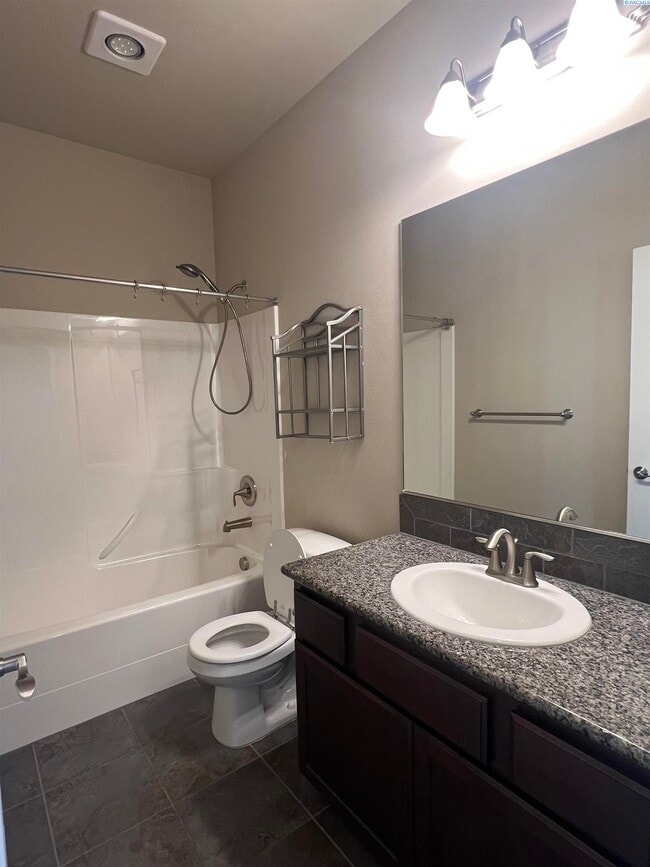 Building Photo - Sourthridge Area for rent