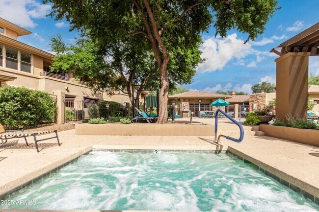 Building Photo - 20100 N 78th Pl