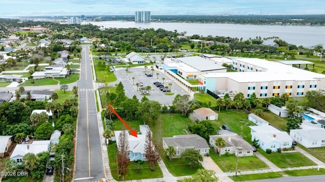 Building Photo - 398 Golf Blvd