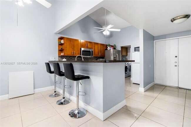Building Photo - 505 NE 199th Ln