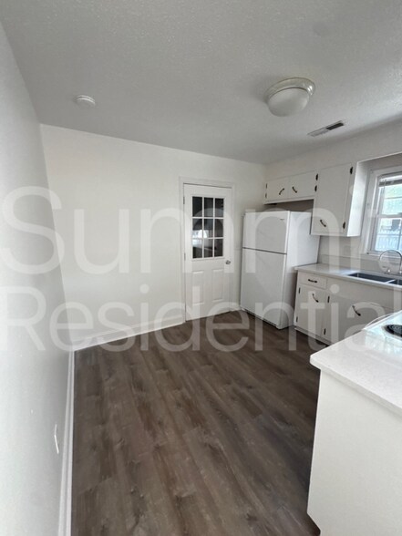 Building Photo - 503 Berkeley Dr