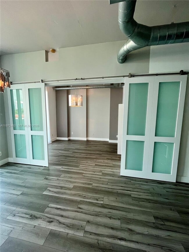 Building Photo - 3029 NE 188th St