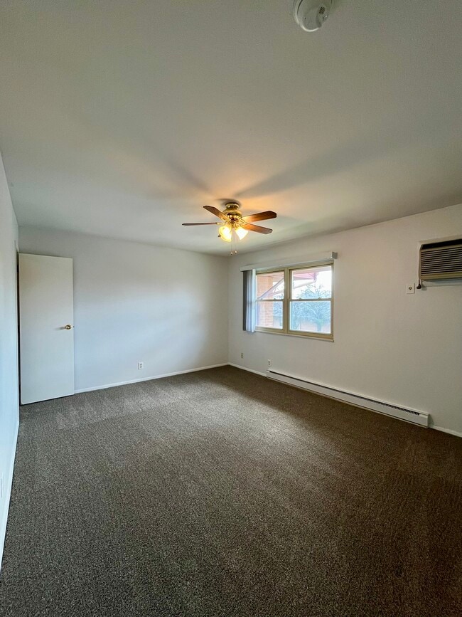 Building Photo - 767 N Macomb St