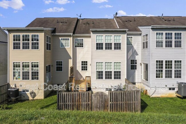 Building Photo - 314 Starkey's Landing
