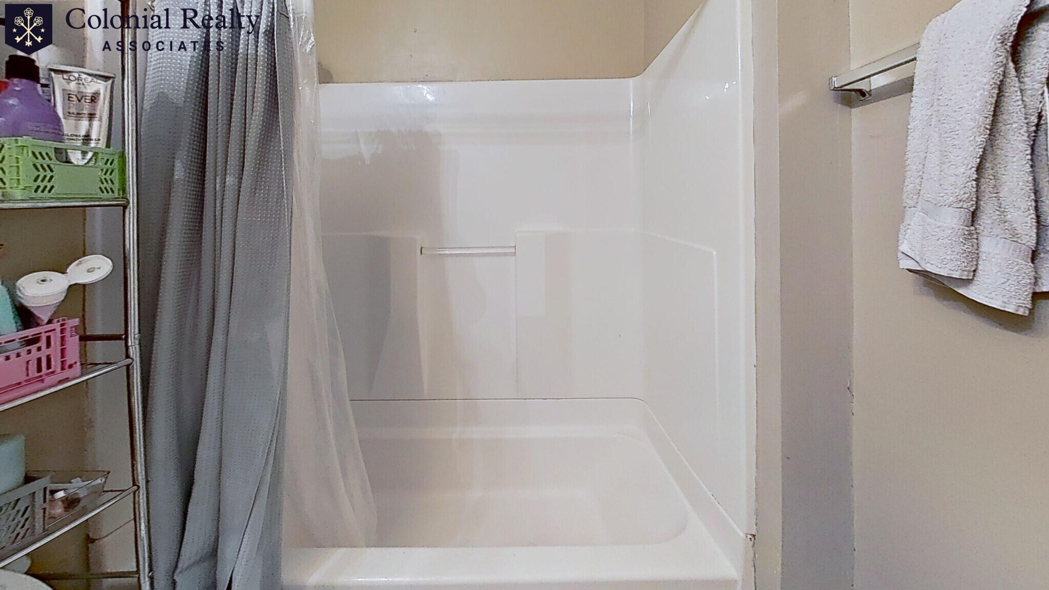 Building Photo - 328 St Paul St