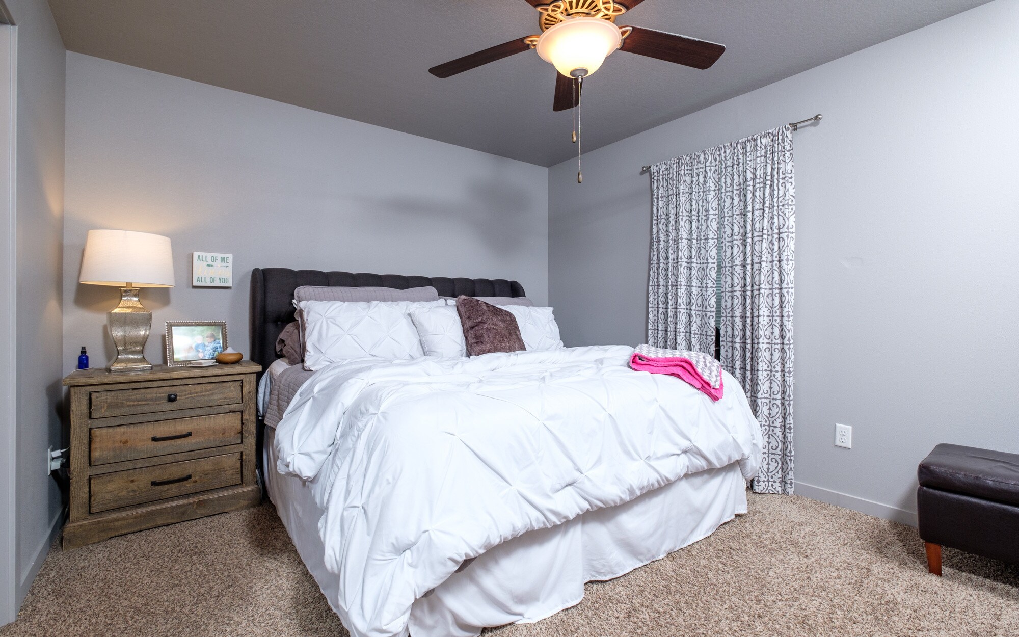 Building Photo - 4805 NE Grant Ln