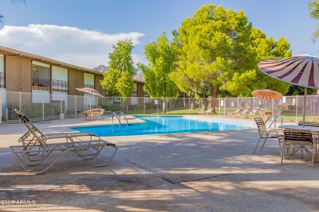 Building Photo - Scottsdale Condominiums 1-Bedroom Studio w...