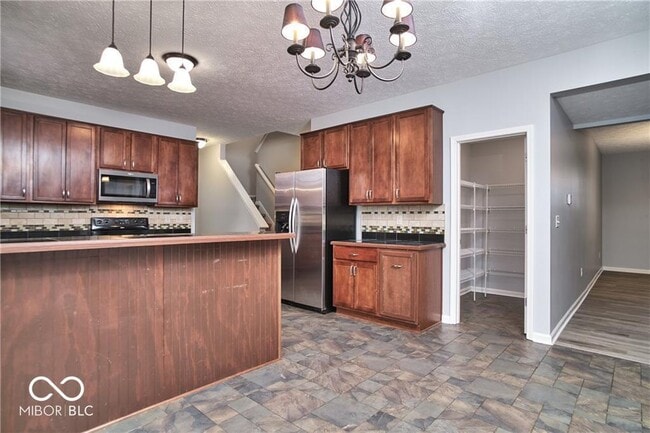 Building Photo - 11080 McDowell Dr