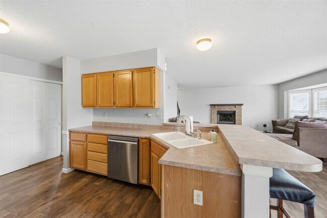 Building Photo - 5012 Joshua Dr
