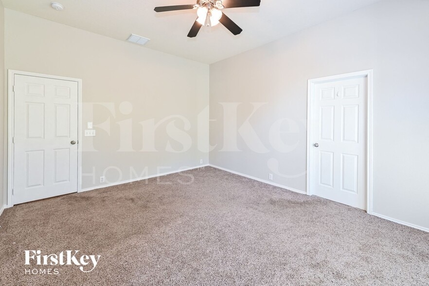 Building Photo - 3302 Thorpeshire Ct