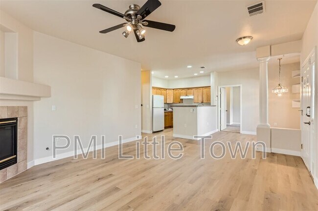 Building Photo - 4045 S Crystal Cir