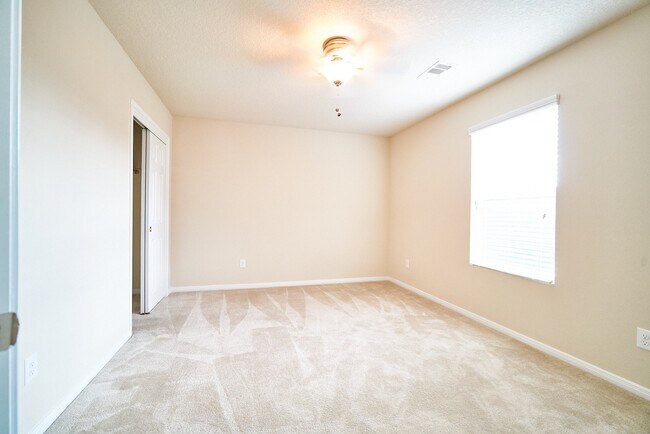 Building Photo - 3019 Zephyr Glen Way