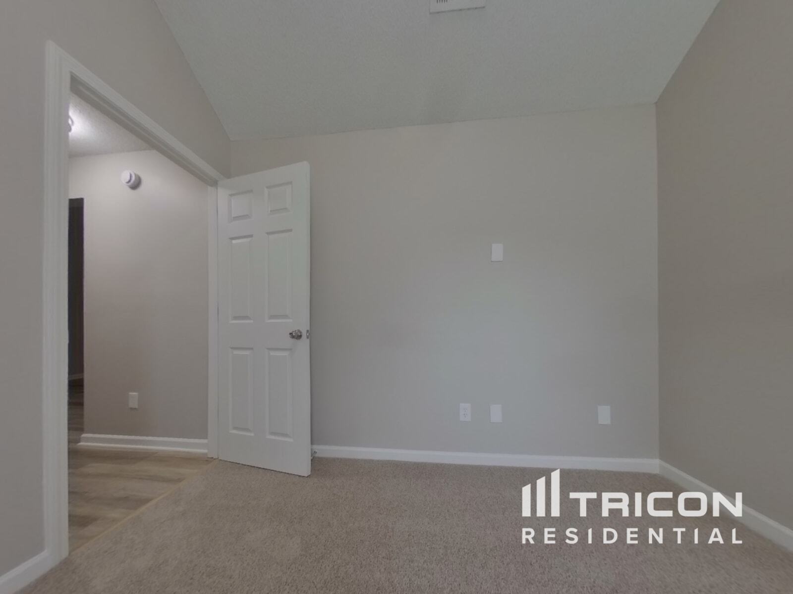 Building Photo - 3011 Summer Breeze Dr