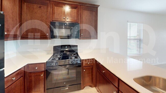 Building Photo - 14017 Ilderton St