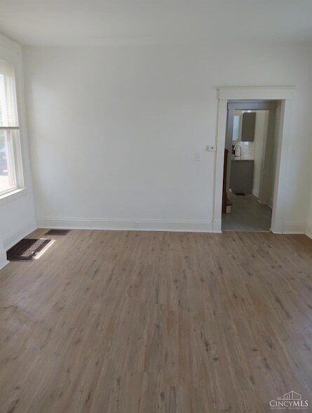 Building Photo - 15 Bertus St