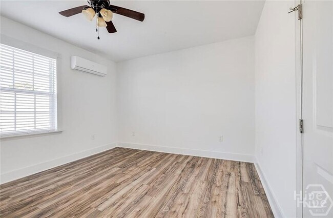 Building Photo - 508 E Liberty
