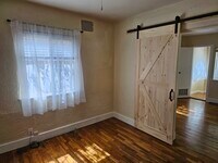 Building Photo - 2826 W Platte Ave