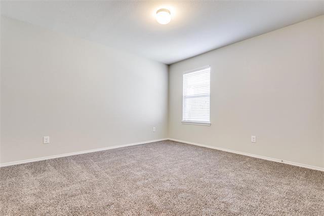 Building Photo - 1413 Lone Pine Dr