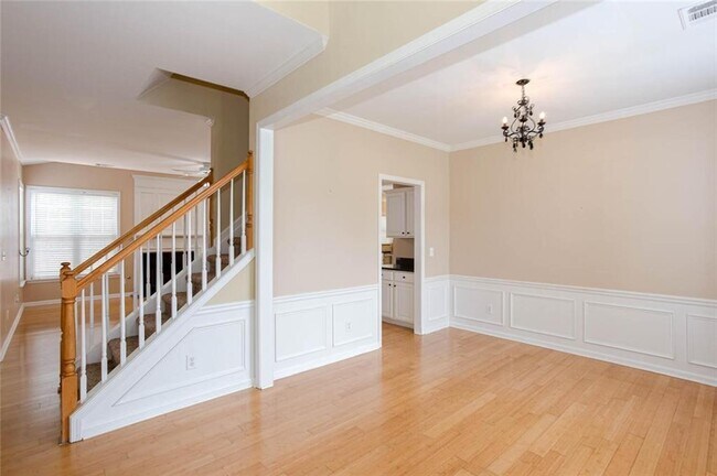 Building Photo - 3008 Donamire Ave NW