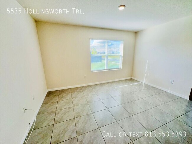 Building Photo - 5535 Hollingworth Trl