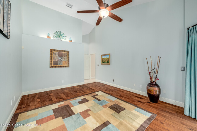 Building Photo - 3789 Peacock Dr